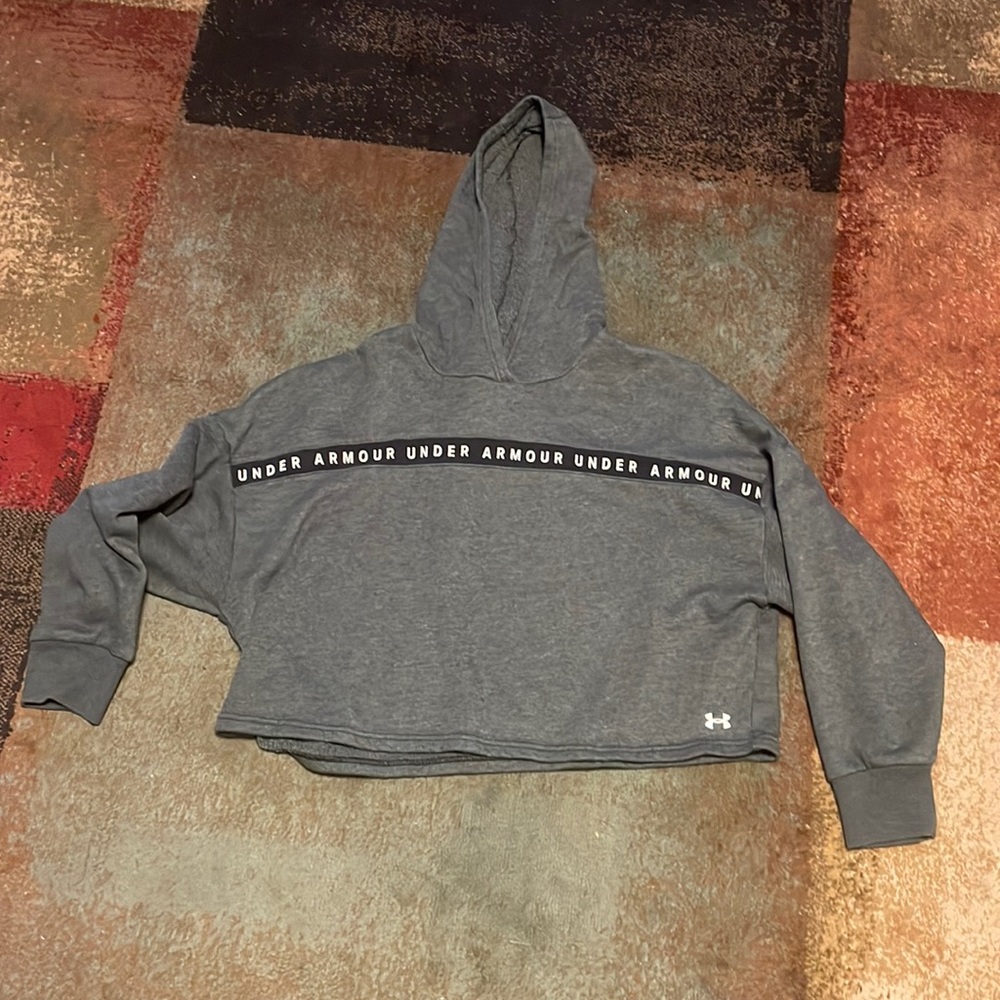 Under Armour Cropped Sweatshirt